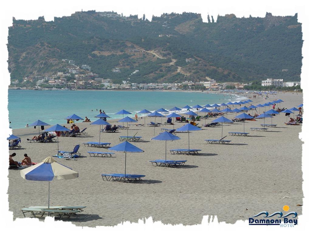 Готель Damnoni Bay Екстер'єр фото